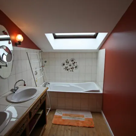 De Charme Avec Terrasse Pres De Bourbonne-les-bains, 2 Chambres, Poele A Bois, Wifi Inclus - Fr-1-589-118 منزل ريفي *
