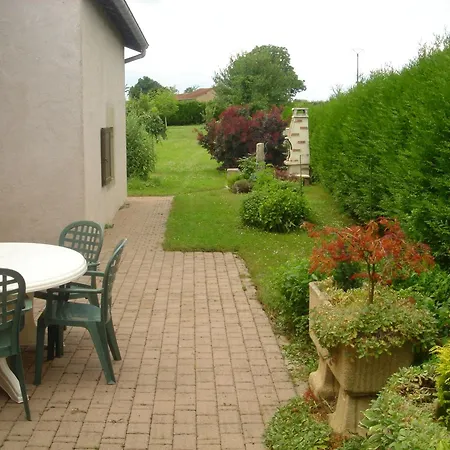 De Charme Avec Terrasse Près De Bourbonne-les-bains, 2 Chambres, Poêle à Bois, Wifi Inclus - Fr-1-589-118 Lironcourt