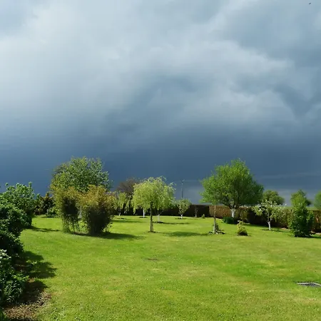 Casa vacanze De Charme Avec Terrasse Près De Bourbonne-les-bains, 2 Chambres, Poêle à Bois, Wifi Inclus - Fr-1-589-118 Lironcourt